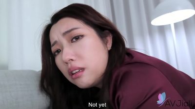Cô vợ dâm mông to thổi kèn cho ông xã sung sướng quá đi